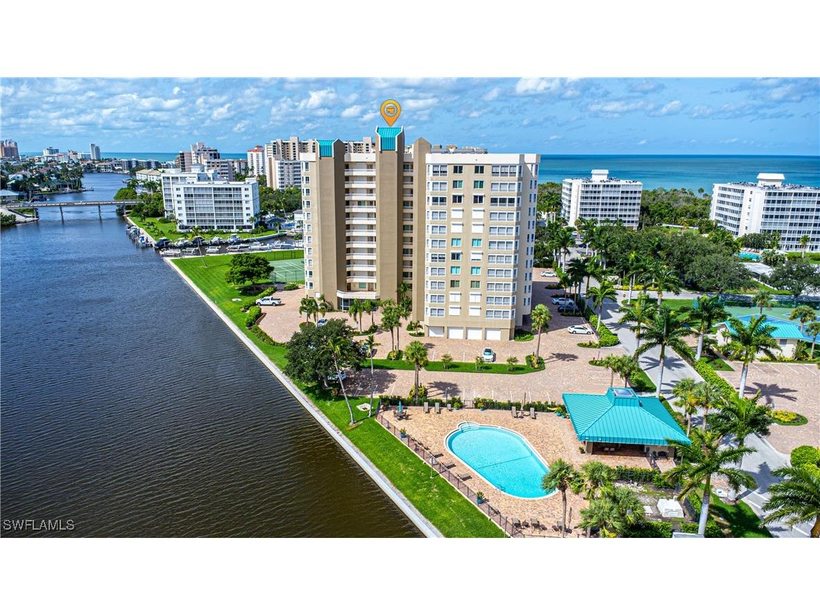 25 Bluebill Avenue #403 Naples FL 34108 225068407 image1