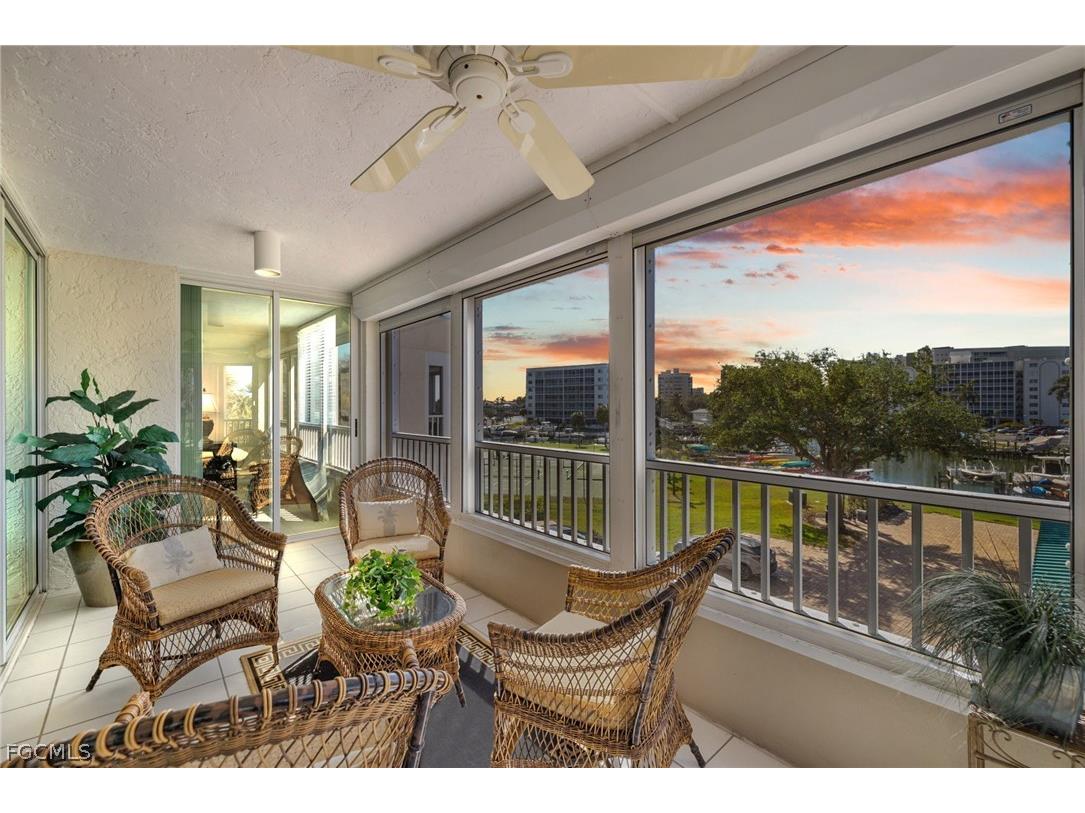 25 Bluebill Avenue #A-204 Naples FL 34108 2026013168 image1