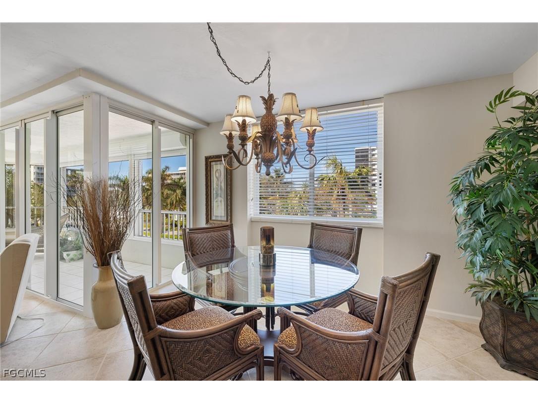 25 Bluebill Avenue #A-204 Naples FL 34108 2026013168 image28