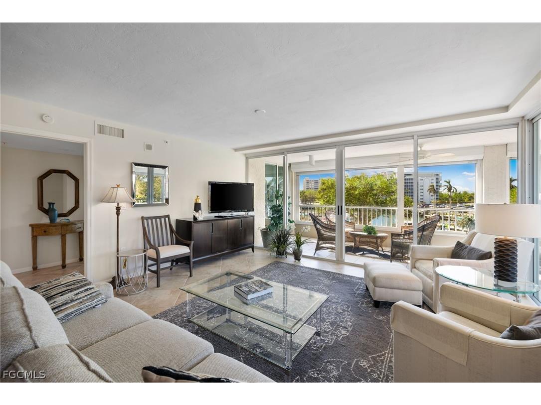 25 Bluebill Avenue #A-204 Naples FL 34108 2026013168 image30