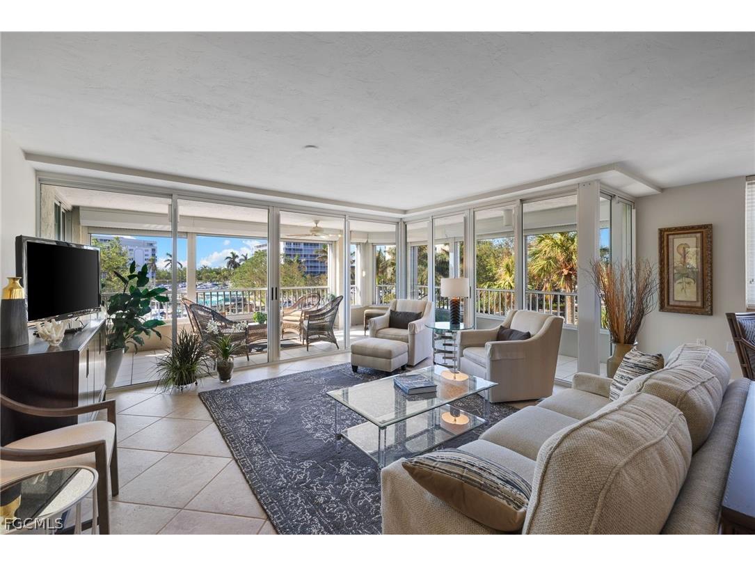 25 Bluebill Avenue #A-204 Naples FL 34108 2026013168 image31