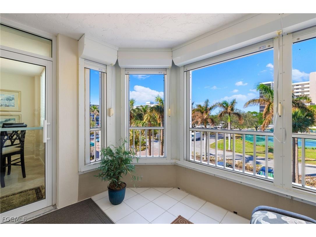 25 Bluebill Avenue #A-204 Naples FL 34108 2026013168 image5