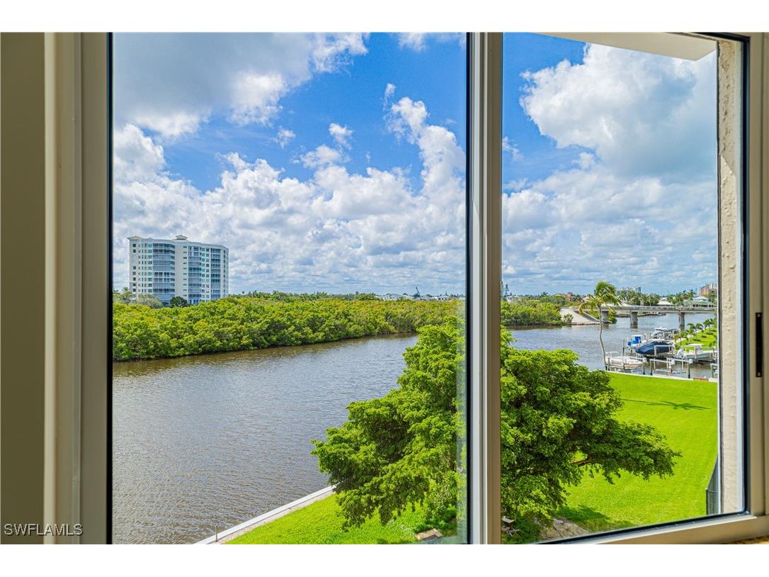 25 Bluebill Avenue #301 Naples FL 34108 225067341 image18