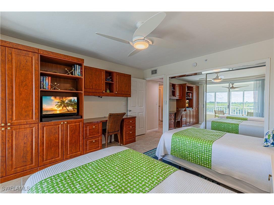 25 Bluebill Avenue #301 Naples FL 34108 225067341 image21