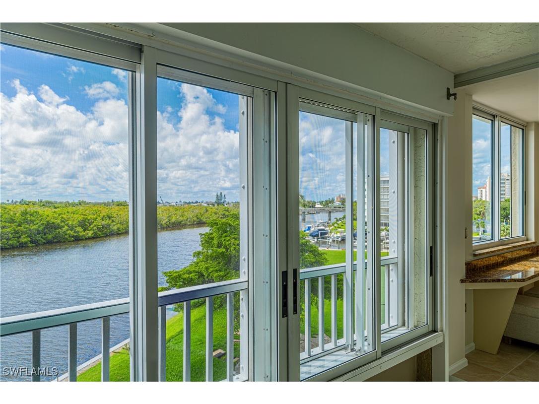 25 Bluebill Avenue #301 Naples FL 34108 225067341 image23