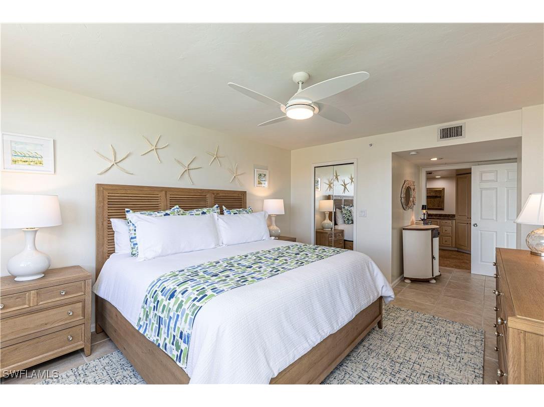 25 Bluebill Avenue #301 Naples FL 34108 225067341 image27