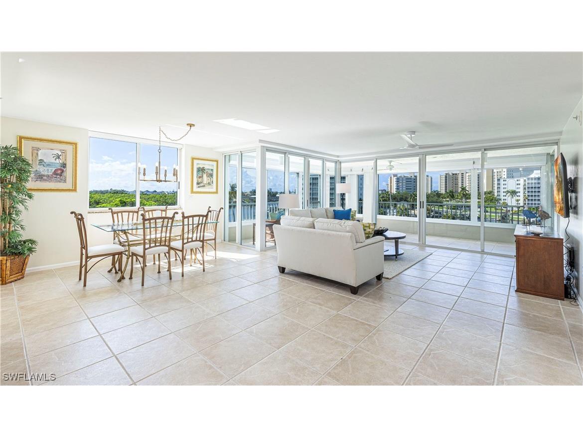 25 Bluebill Avenue #301 Naples FL 34108 225067341 image4