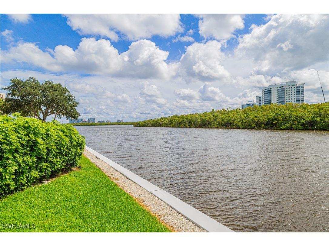 25 Bluebill Avenue #301 Naples FL 34108 225067341 image40