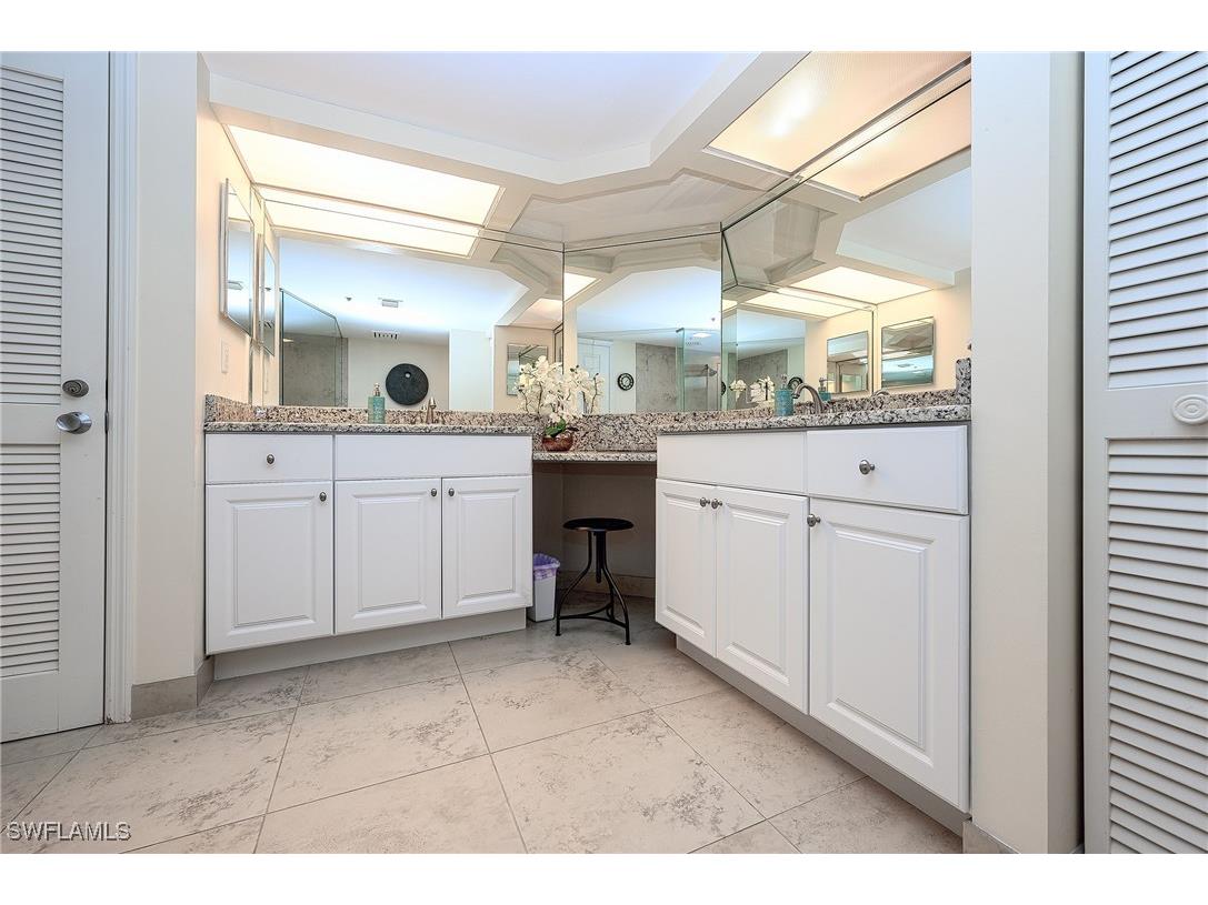 25 Bluebill Avenue #403 Naples FL 34108 225068407 image18
