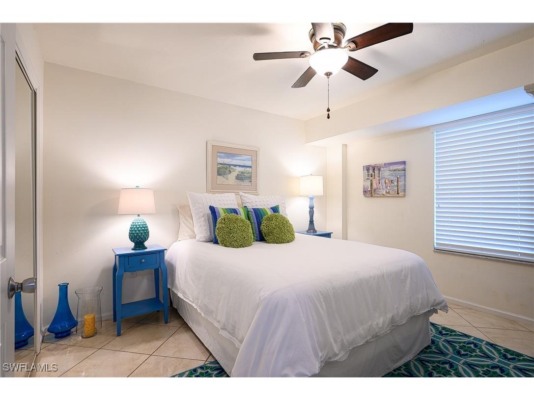 25 Bluebill Avenue #403 Naples FL 34108 225068407 image25