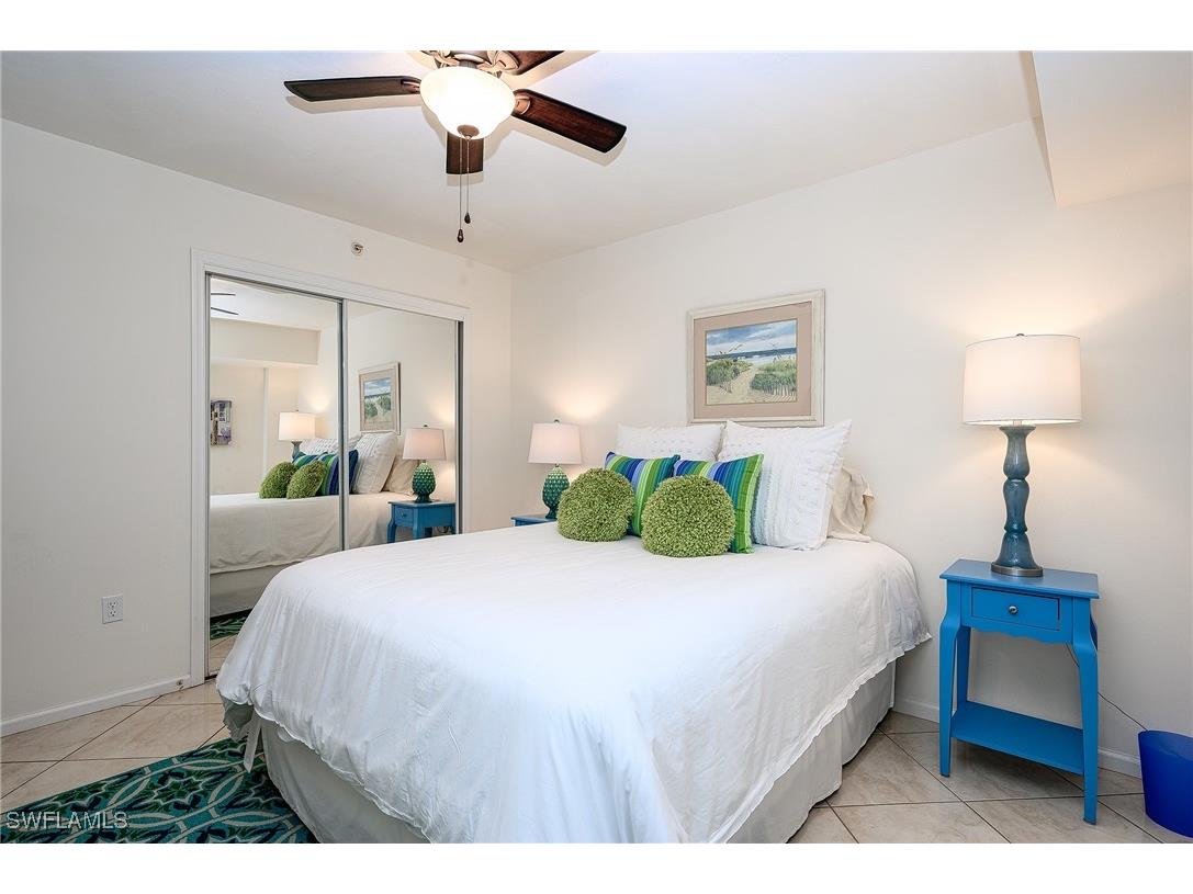 25 Bluebill Avenue #403 Naples FL 34108 225068407 image26