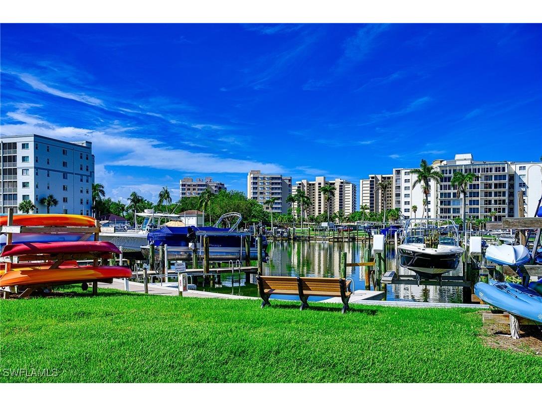 25 Bluebill Avenue #403 Naples FL 34108 225068407 image37