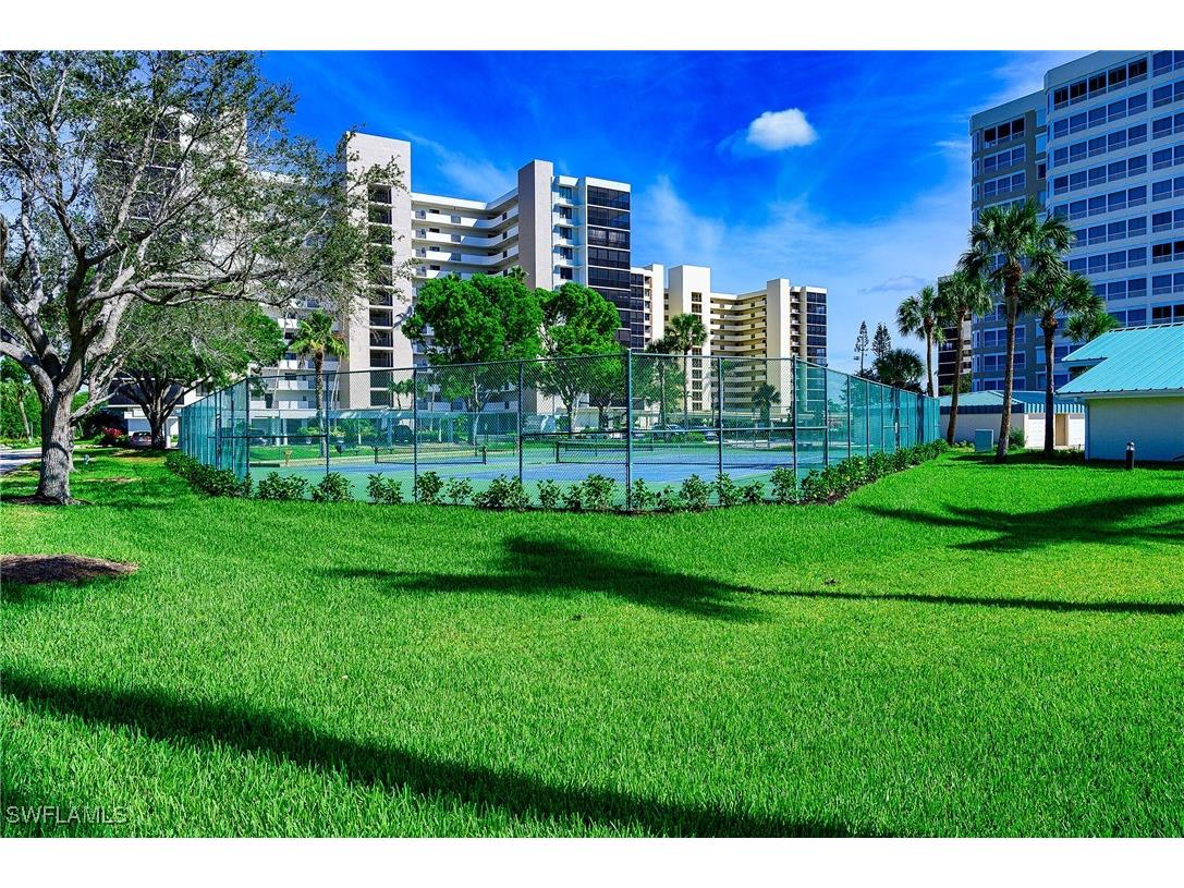 25 Bluebill Avenue #403 Naples FL 34108 225068407 image38