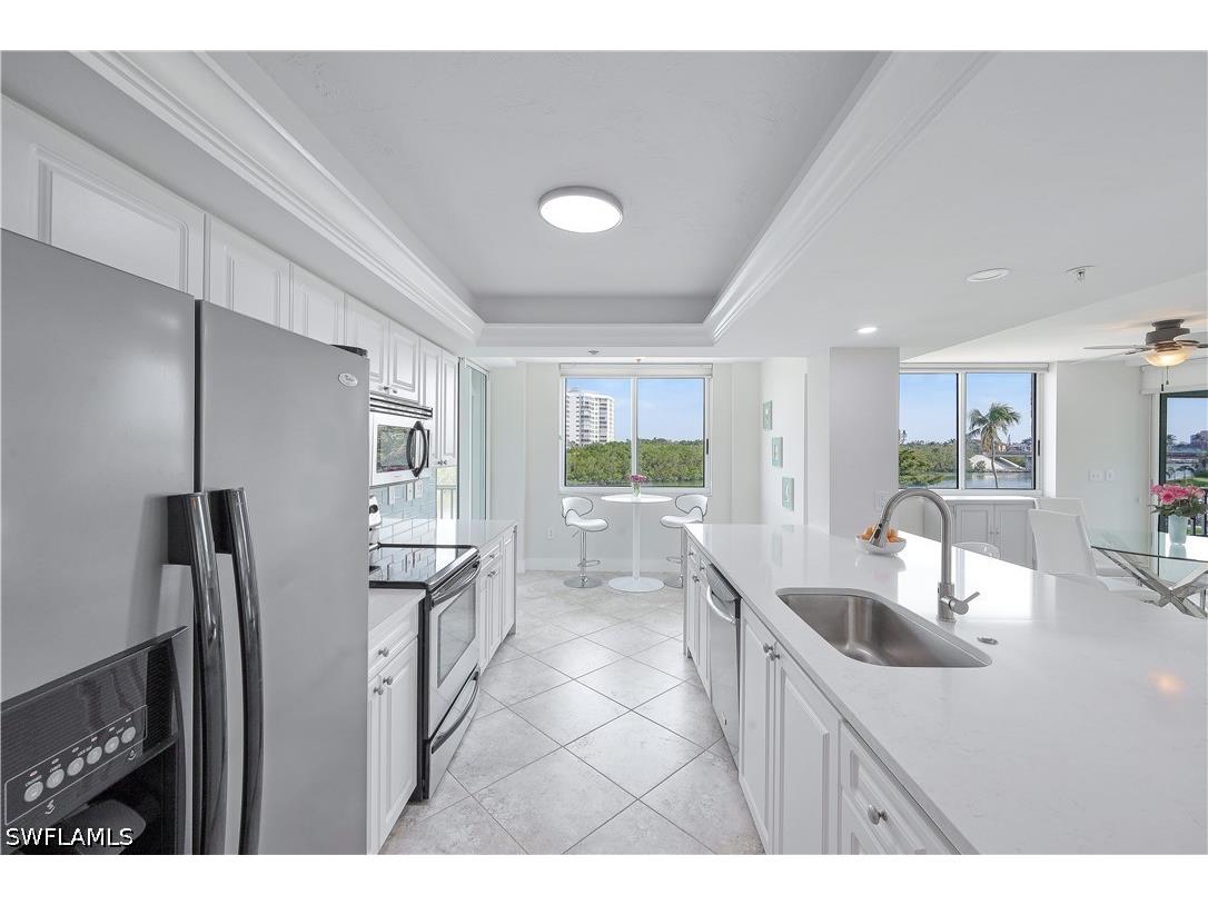 25 Bluebill Avenue #A201 Naples FL 34108 226014737 image6
