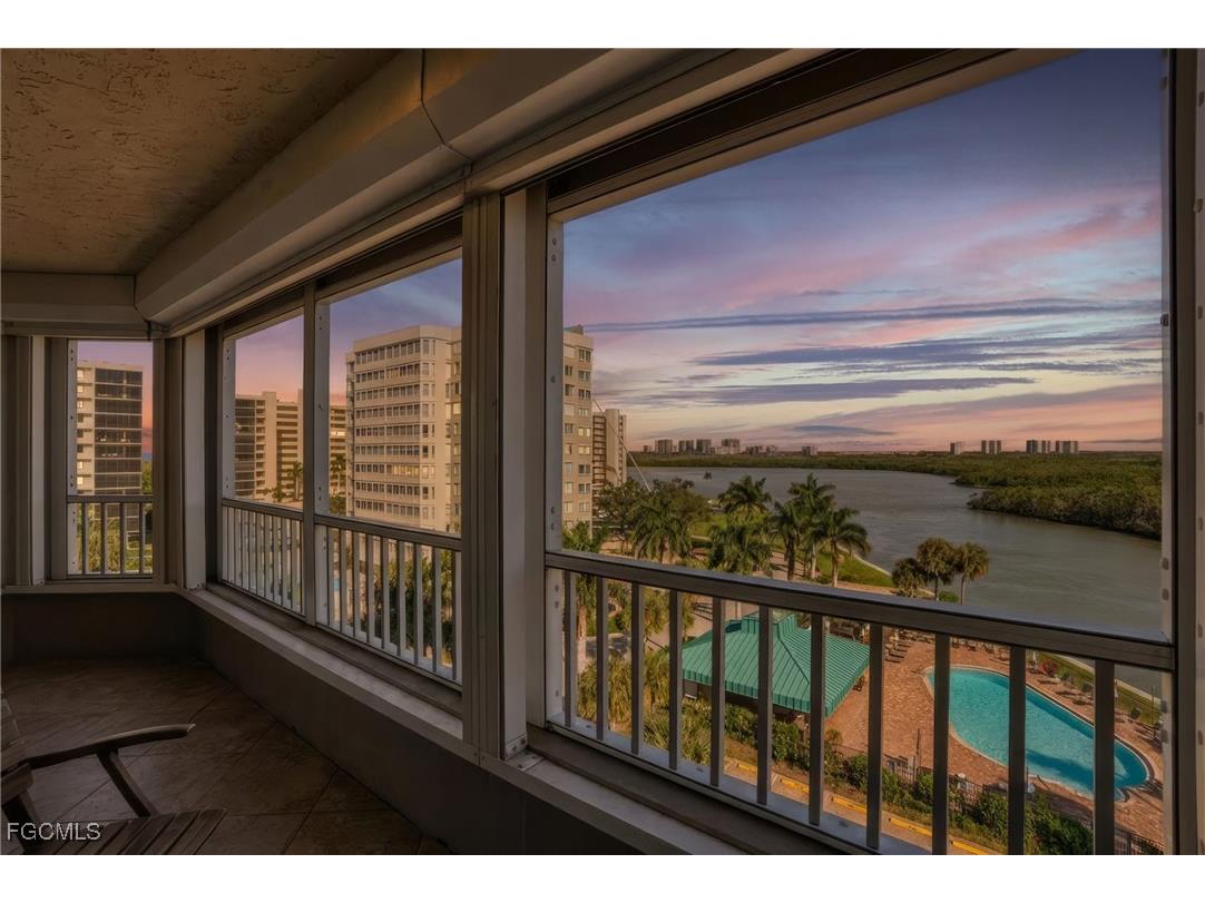 25 Bluebill Avenue #A606 Naples FL 34108 2025025640 image1