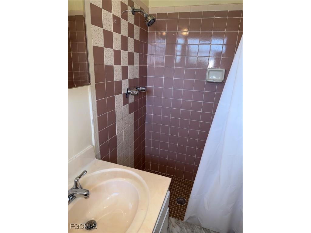 25 Castlebar Circle Fort Myers FL 33905 2025021744 image11