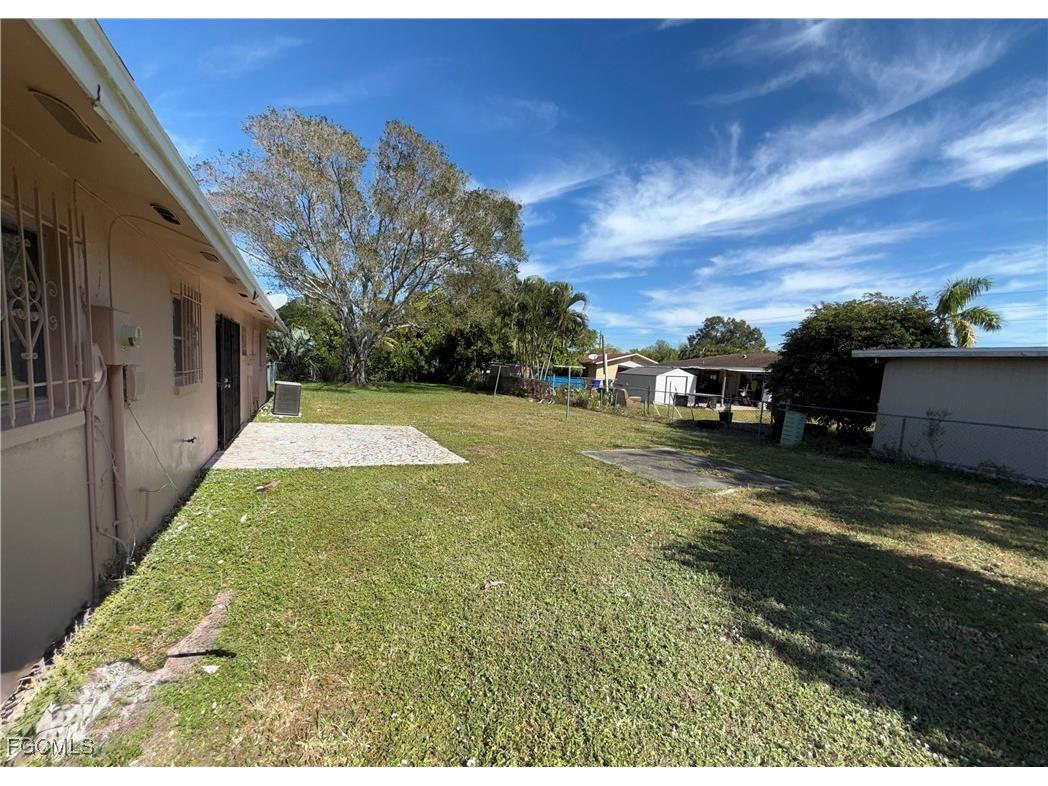 25 Castlebar Circle Fort Myers FL 33905 2025021744 image16