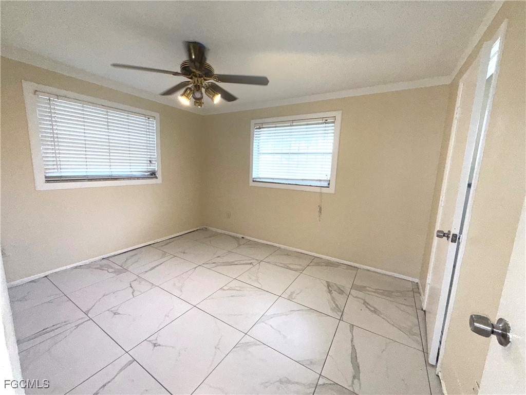 25 Castlebar Circle Fort Myers FL 33905 2025021744 image9