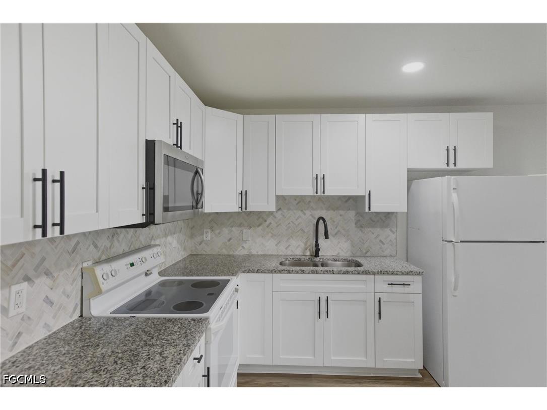 25 Cypress Street North Fort Myers FL 33903 2026016511 image14