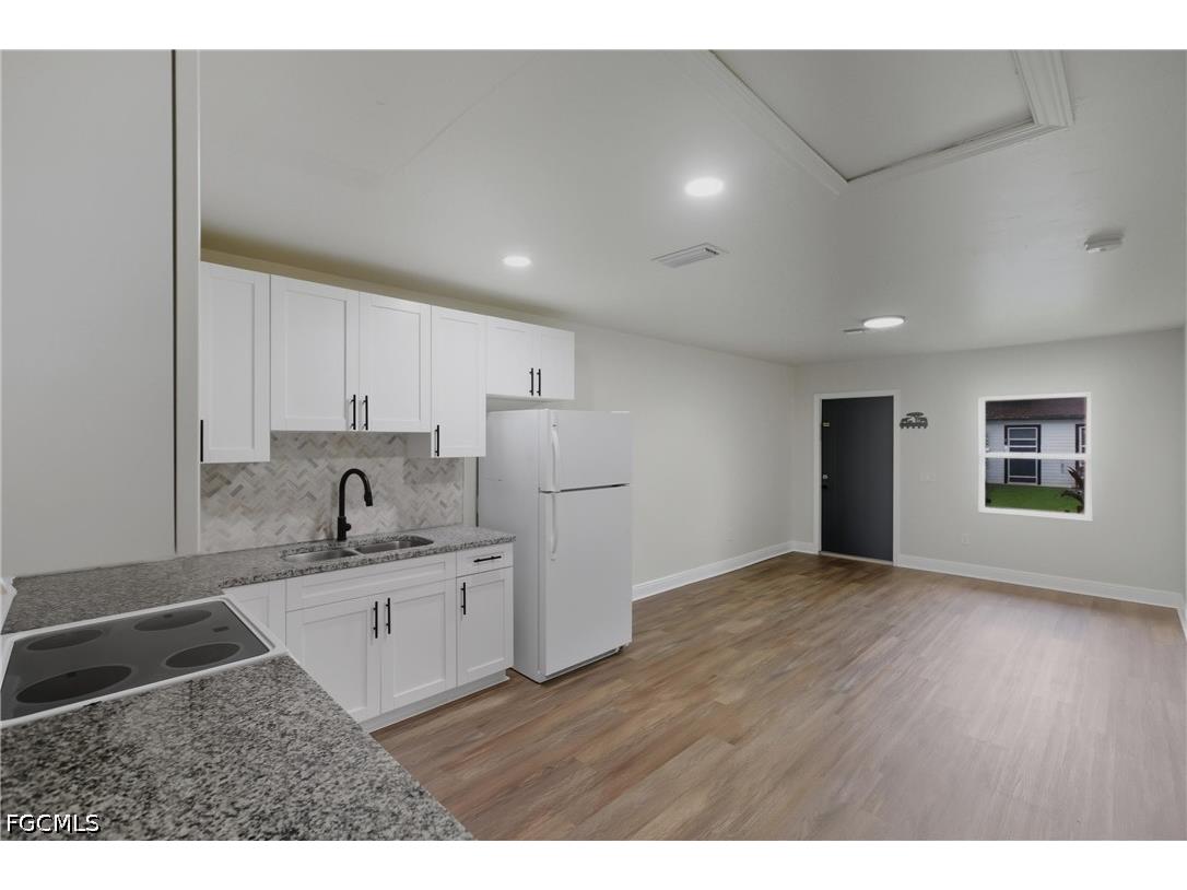 25 Cypress Street North Fort Myers FL 33903 2026016511 image15