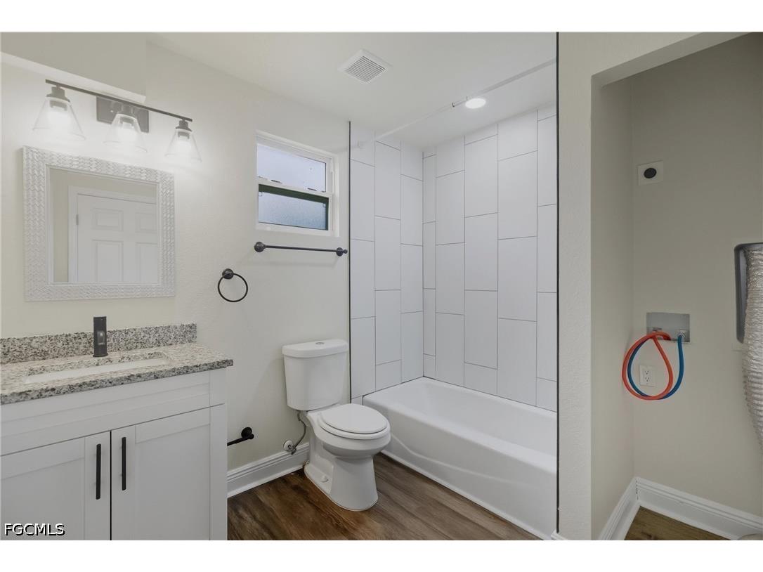 25 Cypress Street North Fort Myers FL 33903 2026016511 image24