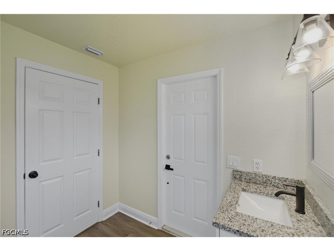 25 Cypress Street North Fort Myers FL 33903 2026016511 image25