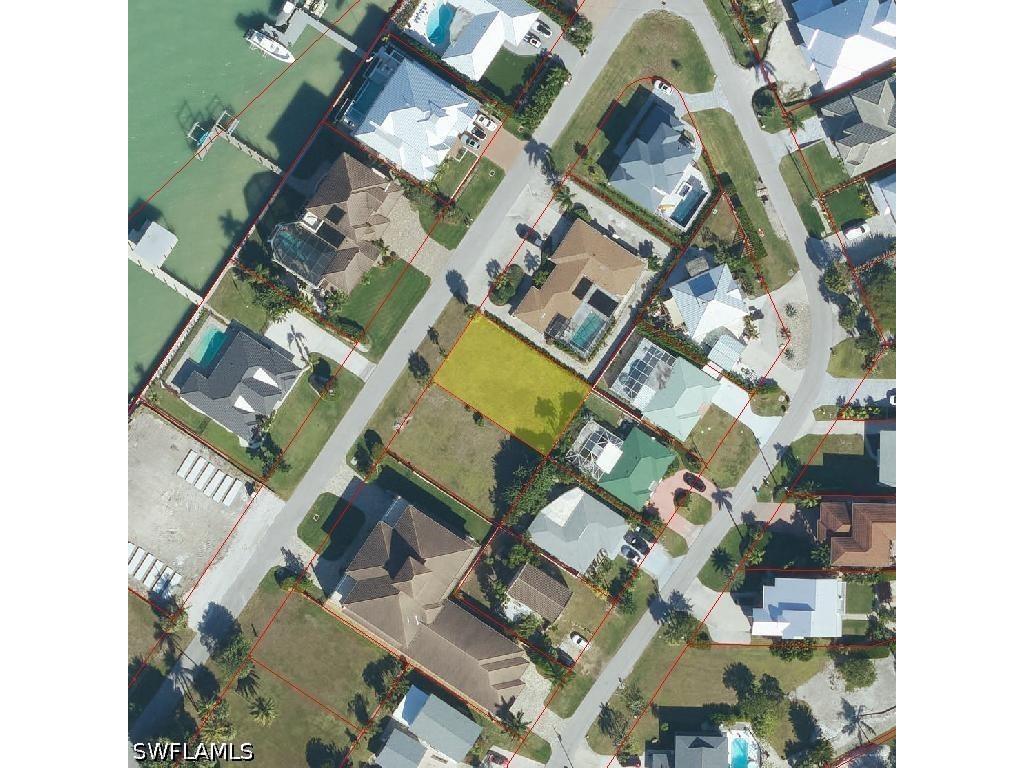 25 Dolphin Circle Naples FL 34113 226022918 image1
