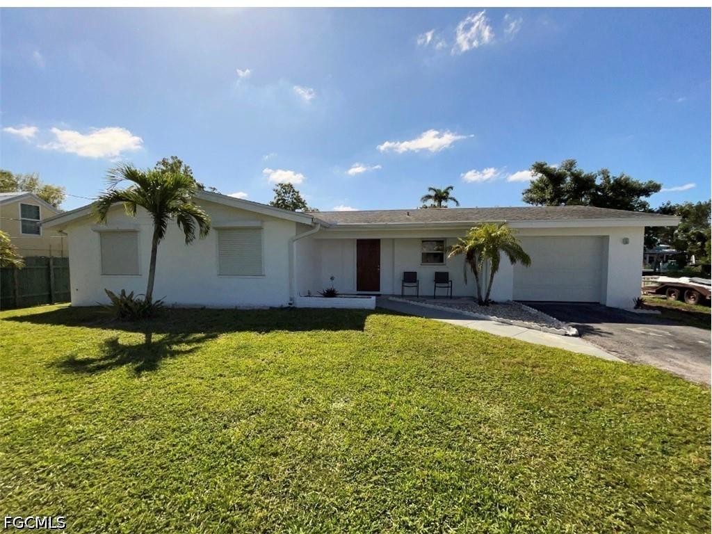25 Estate Drive North Fort Myers FL 33917 2026021145 image1