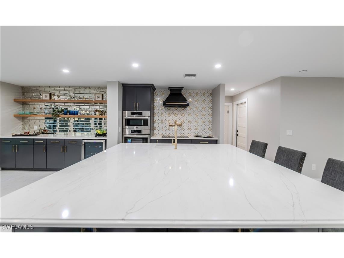 25 Fairview Boulevard Fort Myers Beach FL 33931 225079516 image10