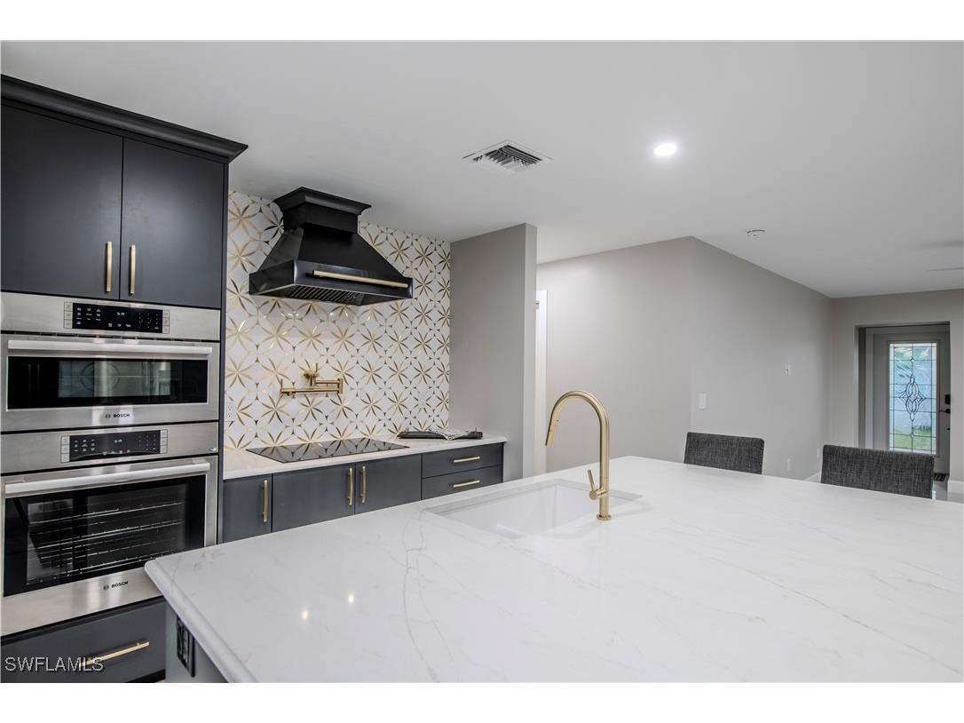 25 Fairview Boulevard Fort Myers Beach FL 33931 225079516 image11