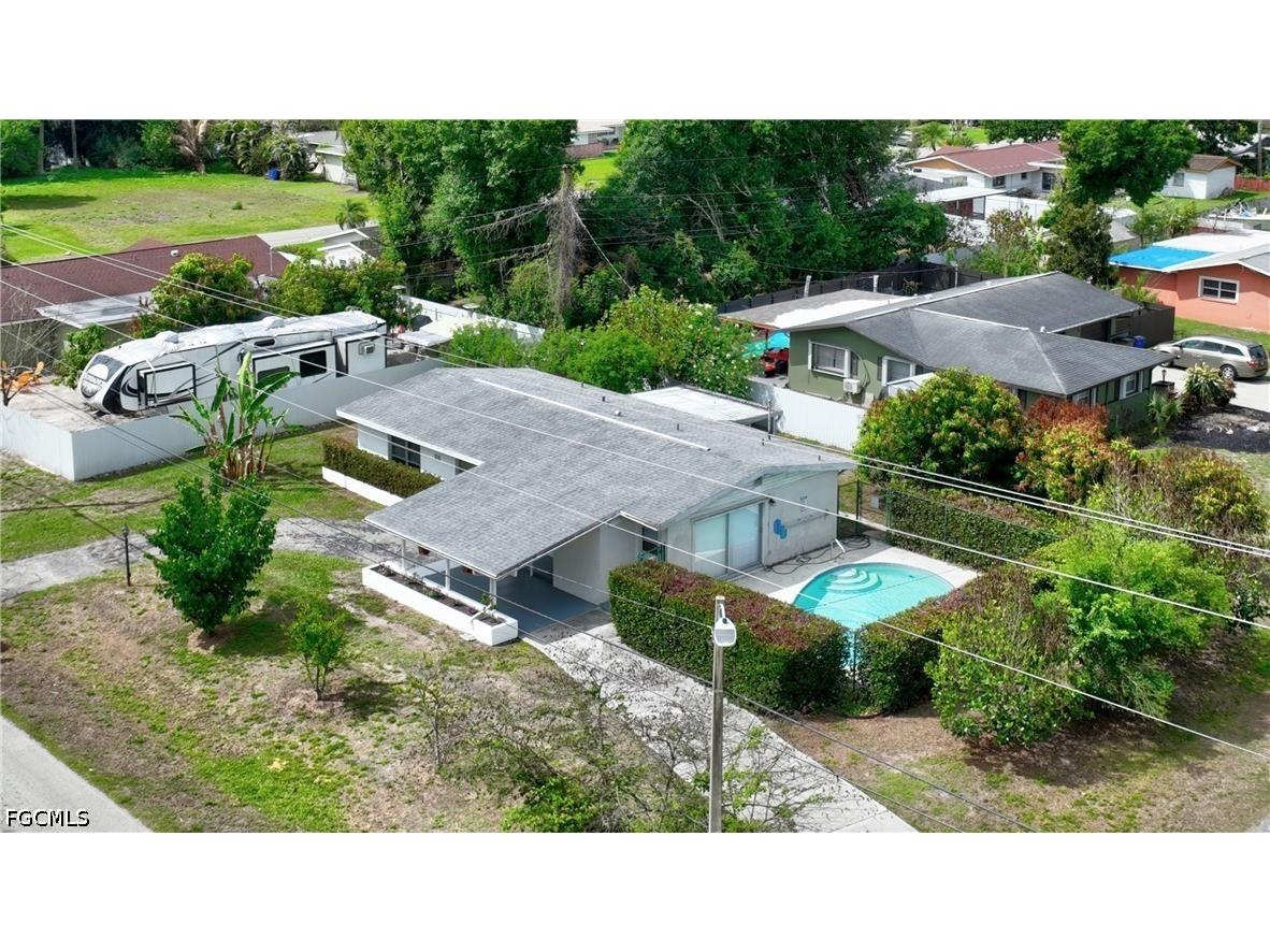 25 Maple Avenue N Lehigh Acres FL 33936 2026015351 image1