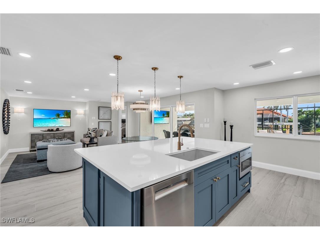 25 Palmview Boulevard Fort Myers Beach FL 33931 225082357 image8