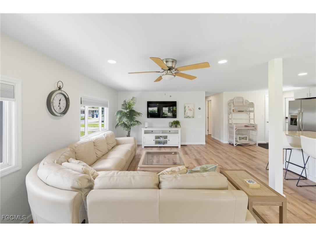 25 W Hampton Drive Fort Myers FL 33908 2025012209 image17