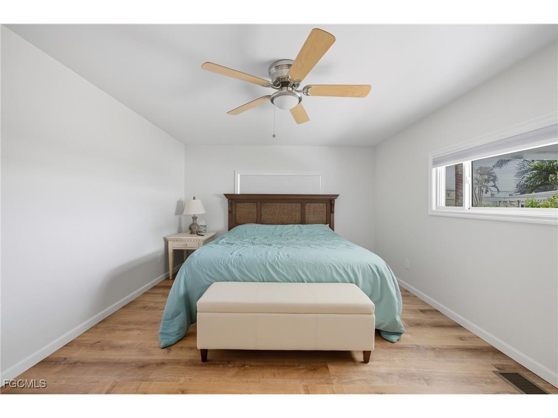 25 W Hampton Drive Fort Myers FL 33908 2025012209 image25