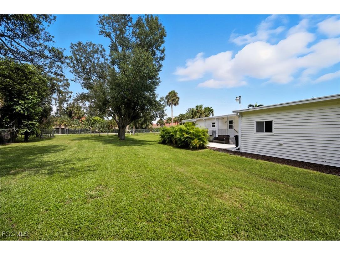 25 W Hampton Drive Fort Myers FL 33908 2025012209 image8