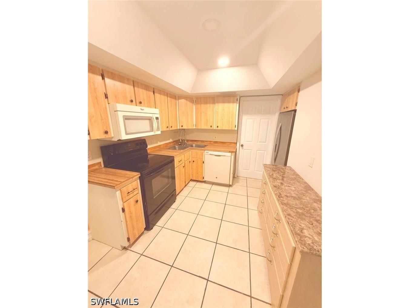 250 10th Street NE Naples FL 34120 226019196 image5