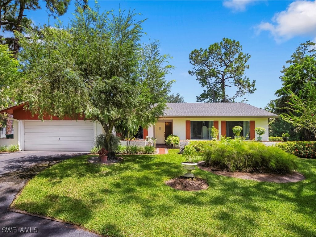 250 17th Street NW Naples FL 34120 225067616 image1