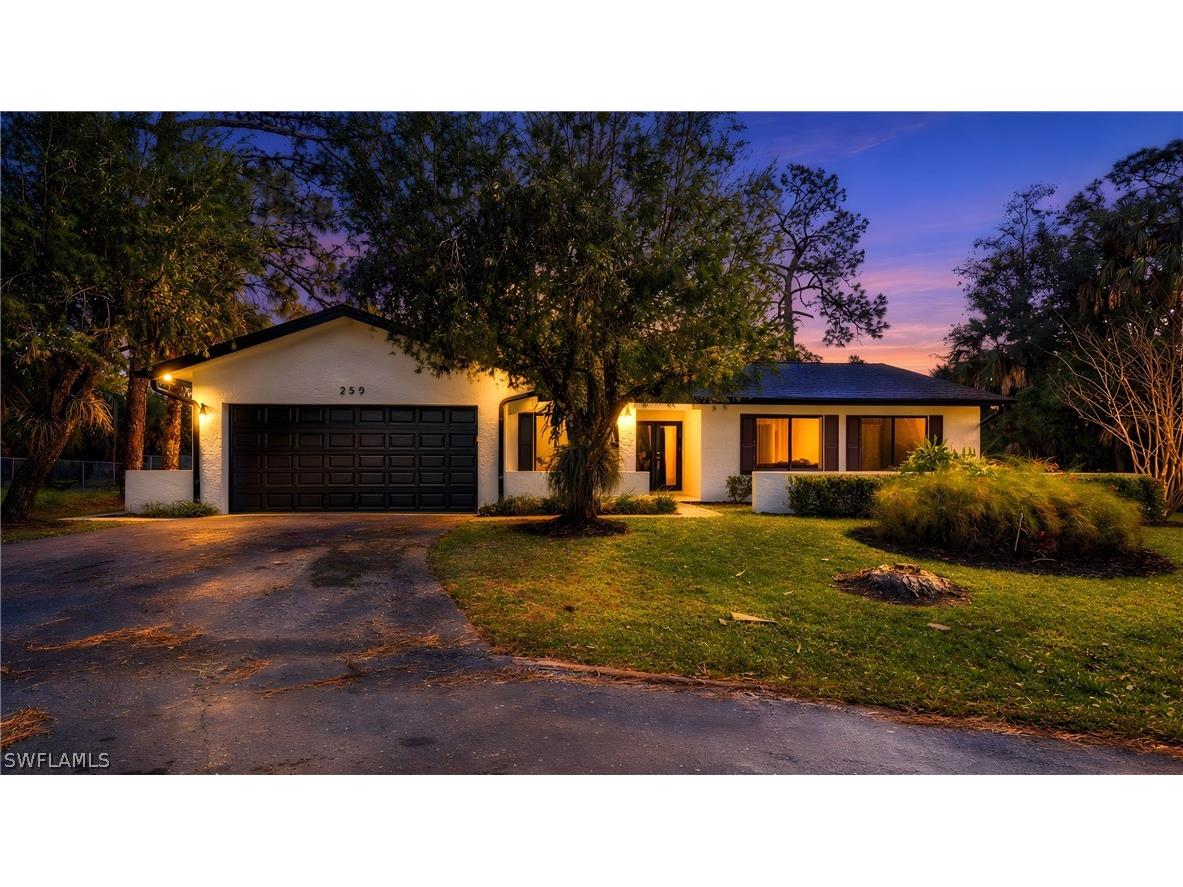 250 17th Street NW Naples FL 34120 226004371 image1