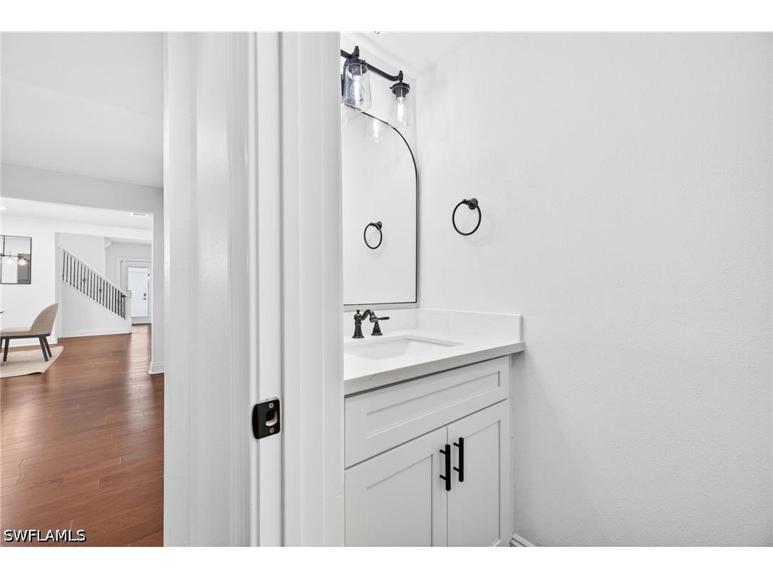 250 19th Street NW Naples FL 34120 226015325 image32