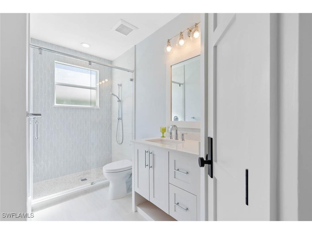 250 6th Street W Bonita Springs FL 34134 225072702 image25