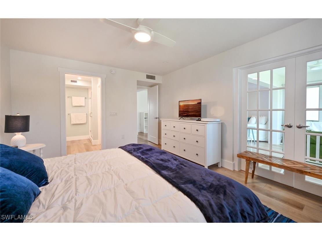250 7th Avenue S #202 Naples FL 34102 225068976 image14