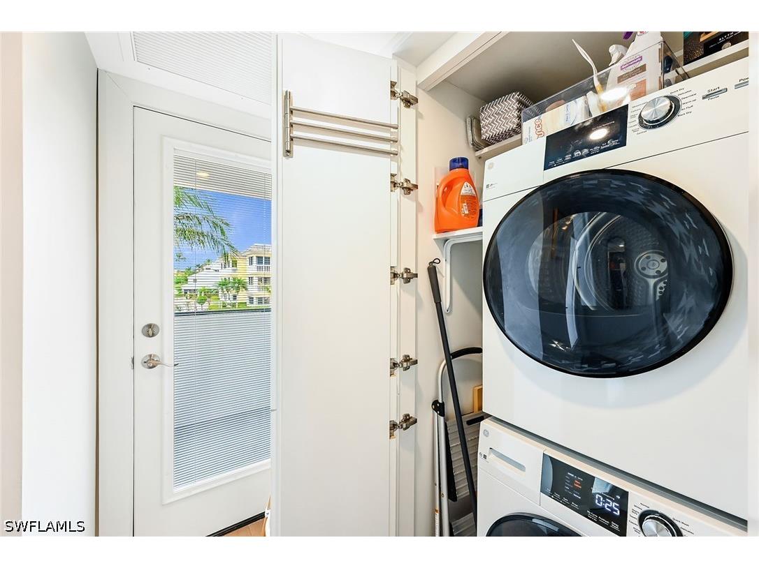 250 7th Avenue S #207 Naples FL 34102 226022890 image19