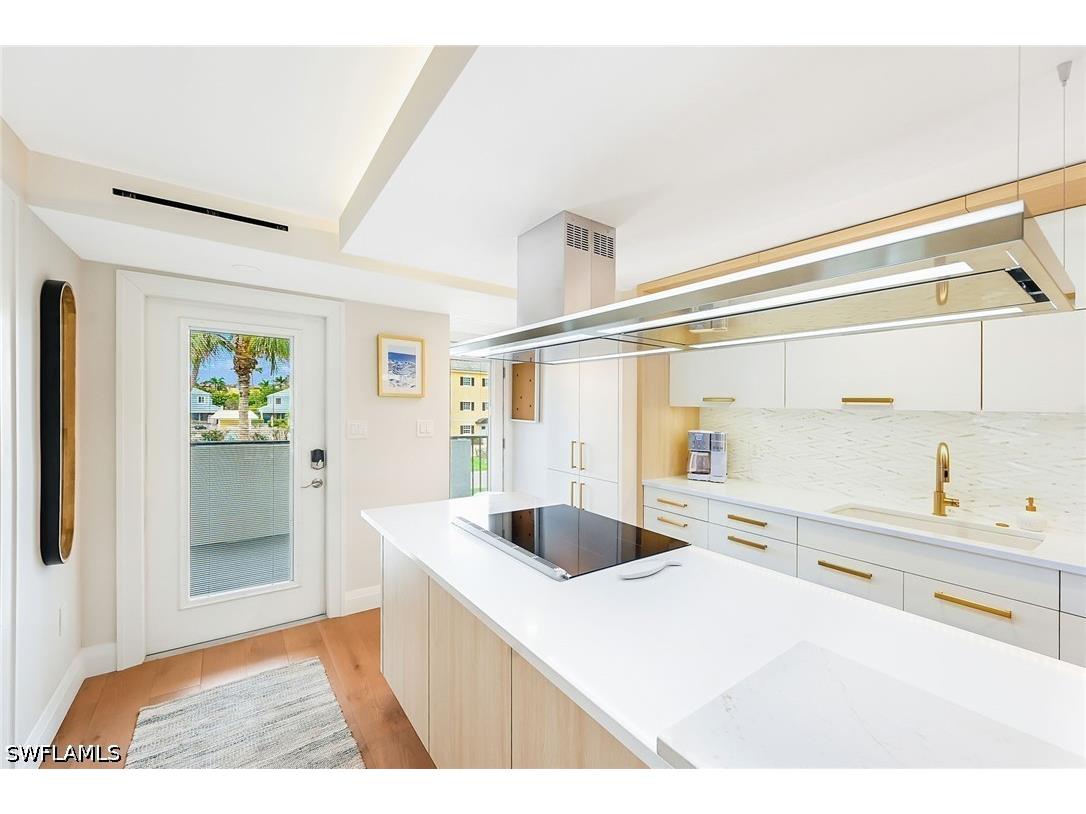 250 7th Avenue S #207 Naples FL 34102 226022890 image8