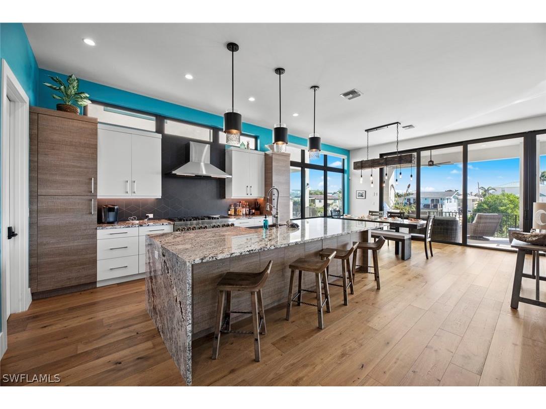 250 Crescent Street Fort Myers Beach FL 33931 224047887 image10