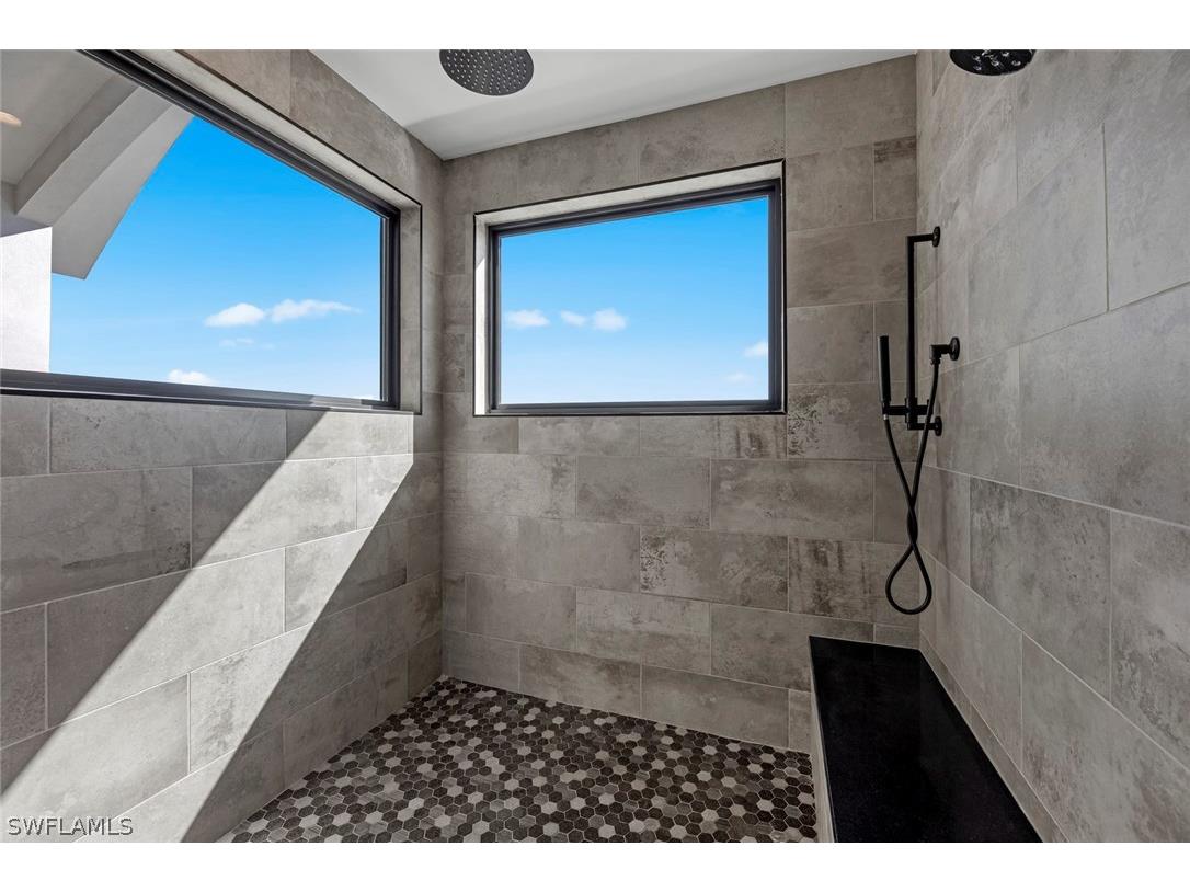 250 Crescent Street Fort Myers Beach FL 33931 224047887 image24