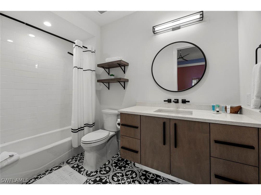 250 Crescent Street Fort Myers Beach FL 33931 224047887 image35