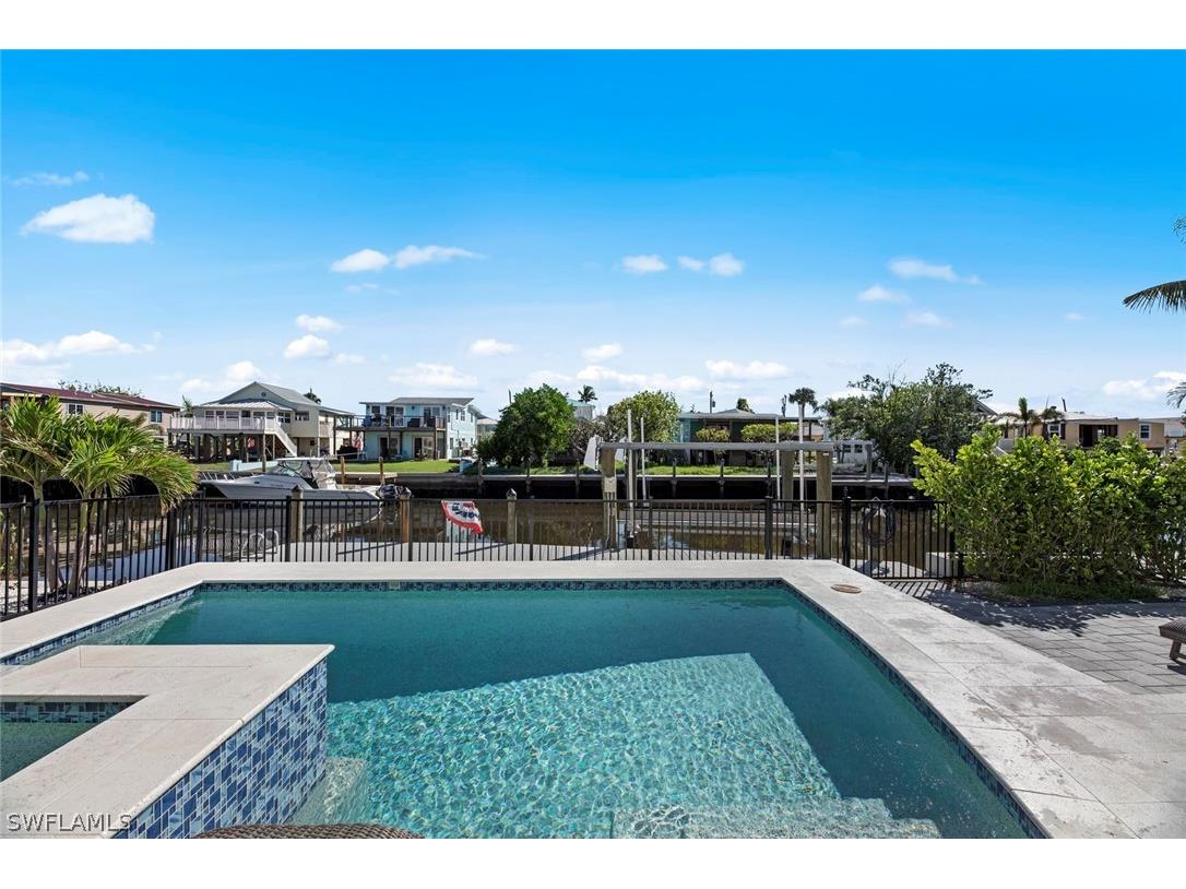 250 Crescent Street Fort Myers Beach FL 33931 224047887 image39