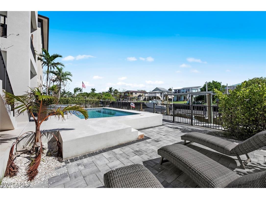 250 Crescent Street Fort Myers Beach FL 33931 224047887 image41