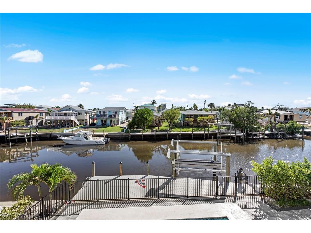 250 Crescent Street Fort Myers Beach FL 33931 224047887 image42