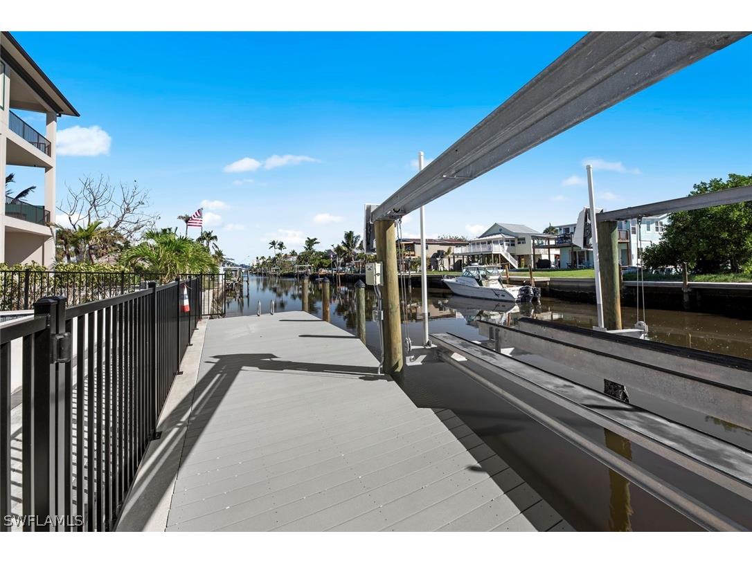 250 Crescent Street Fort Myers Beach FL 33931 224047887 image44